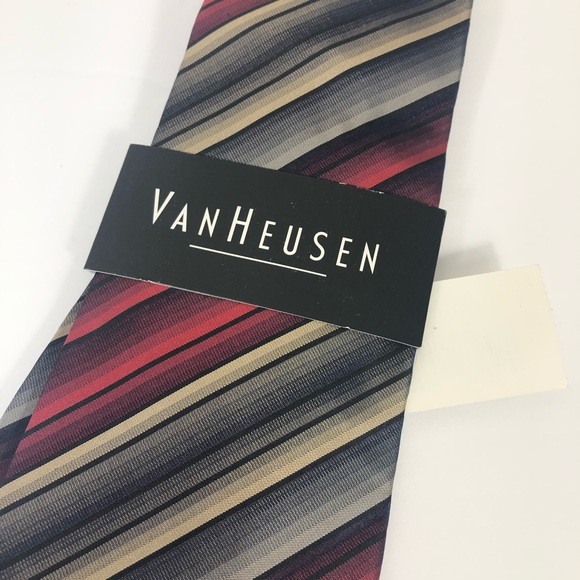 NEW VanHeusen Mens Silk Striped Tie - Picture 3 of 5